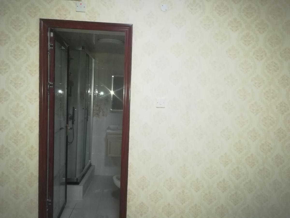 Lee Bed & Breakfast Francistown Exterior foto